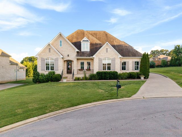 4011 Pinwheel Ct, Arrington, TN 37014
