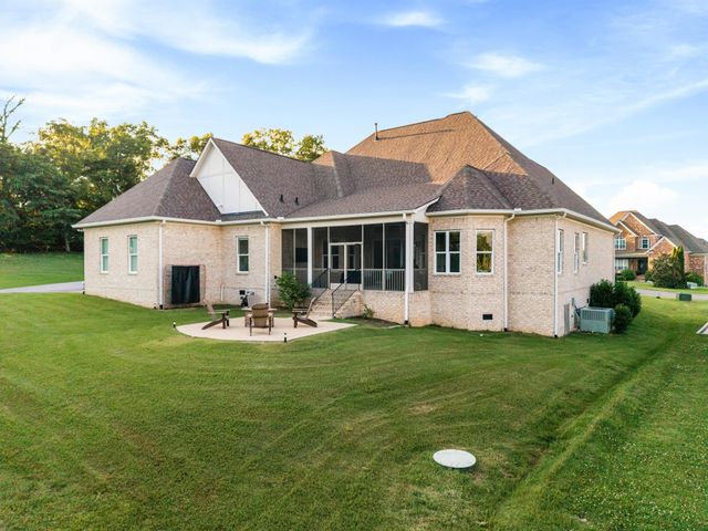 4011 Pinwheel Ct, Arrington, TN 37014