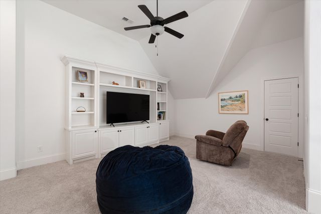 4011 Pinwheel Ct, Arrington, TN 37014