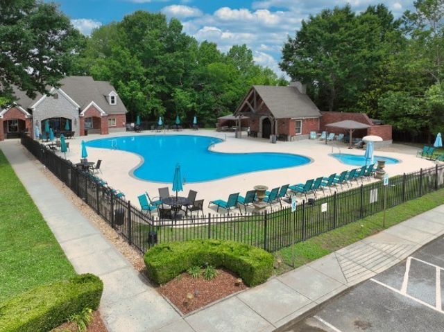 4011 Pinwheel Ct, Arrington, TN 37014