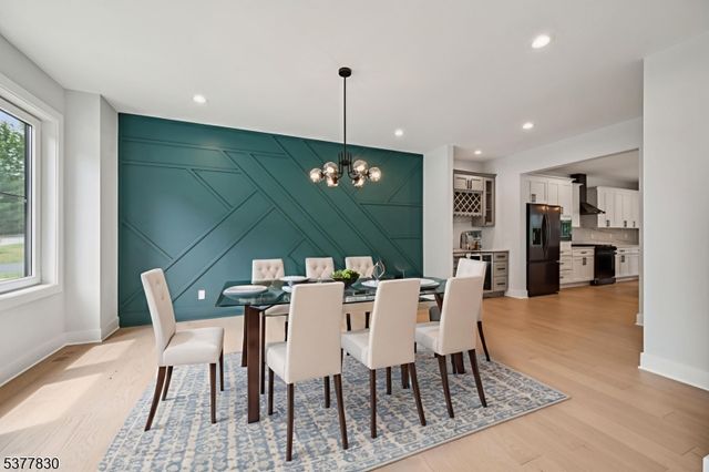 11 Eagles Nest Ter, West Milford Twp., NJ 07480
