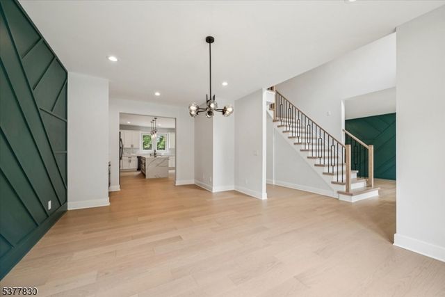 11 Eagles Nest Ter, West Milford Twp., NJ 07480
