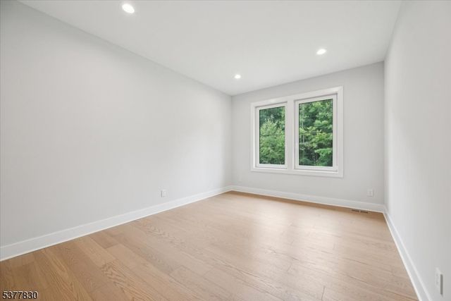 11 Eagles Nest Ter, West Milford Twp., NJ 07480