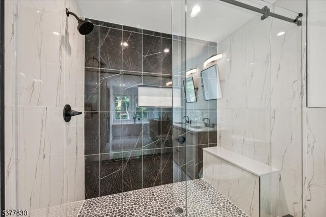 11 Eagles Nest Ter, West Milford Twp., NJ 07480