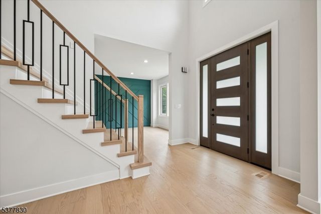 11 Eagles Nest Ter, West Milford Twp., NJ 07480