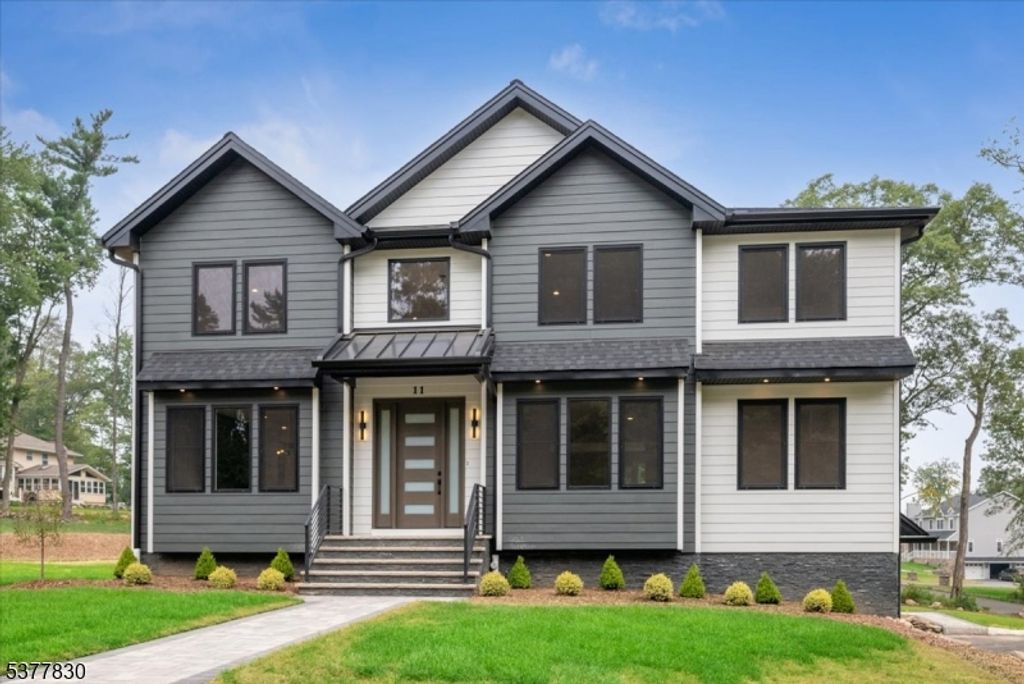 11 Eagles Nest Ter, West Milford Twp., NJ 07480
