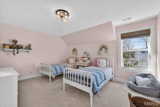 1334 Beverly Avenue, Glendale, MO 63122