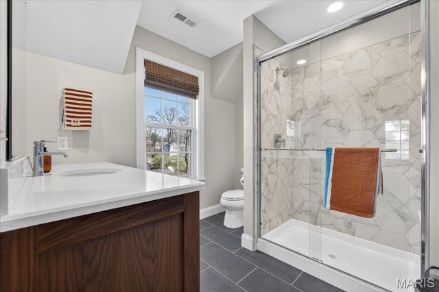 1334 Beverly Avenue, Glendale, MO 63122