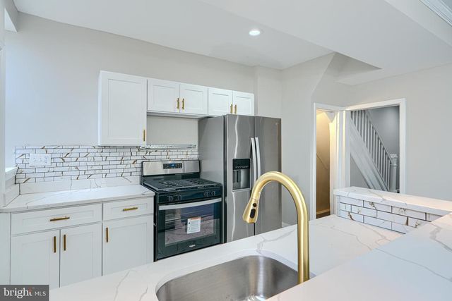 1029 N BENTALOU ST, Baltimore, MD 21216