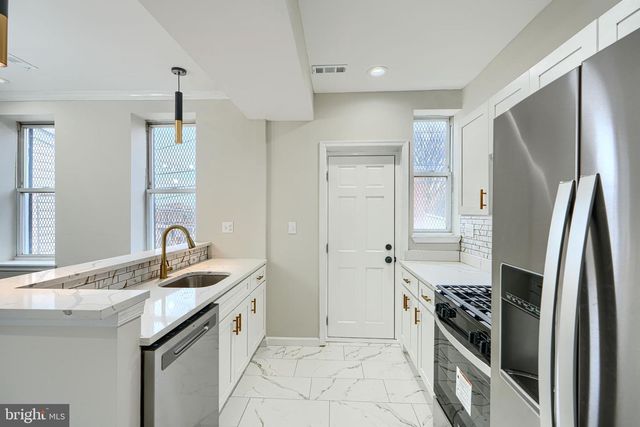 1029 N BENTALOU ST, Baltimore, MD 21216