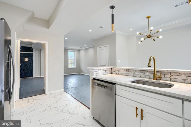 1029 N BENTALOU ST, Baltimore, MD 21216