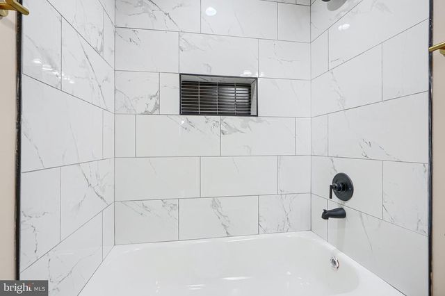 1029 N BENTALOU ST, Baltimore, MD 21216