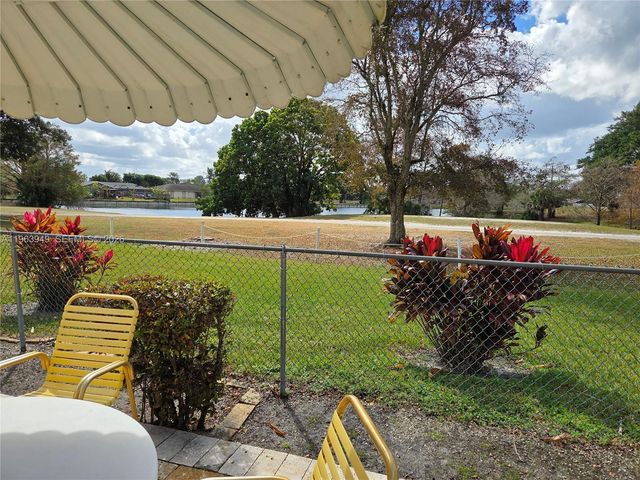 8834 W Mcnab Rd 201, Tamarac, FL 33321