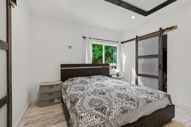 7606 Sycamore Dr, Citrus Heights, CA 95610