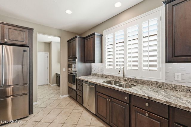 830 E GARDEN BASKET Drive, Queen Creek, AZ 85140