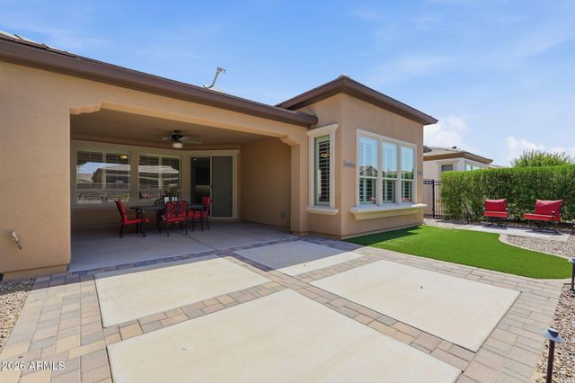 830 E GARDEN BASKET Drive, Queen Creek, AZ 85140