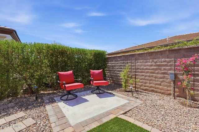 830 E GARDEN BASKET Drive, Queen Creek, AZ 85140
