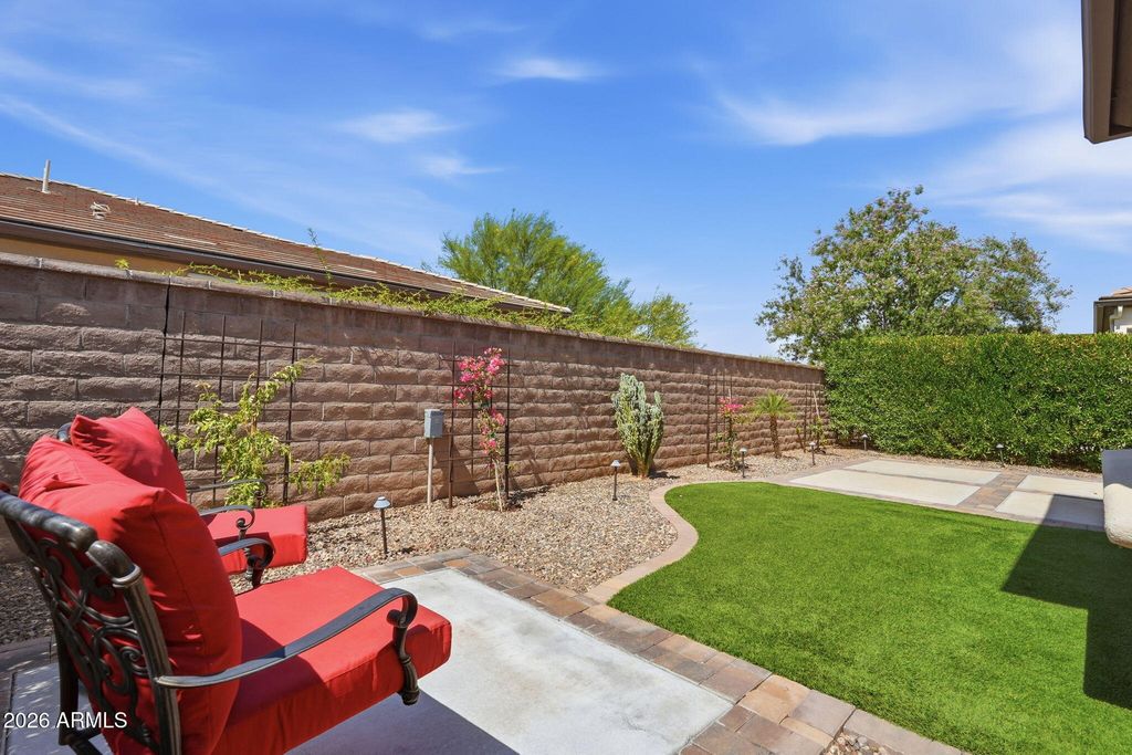 830 E GARDEN BASKET Drive, Queen Creek, AZ 85140 — photo 4