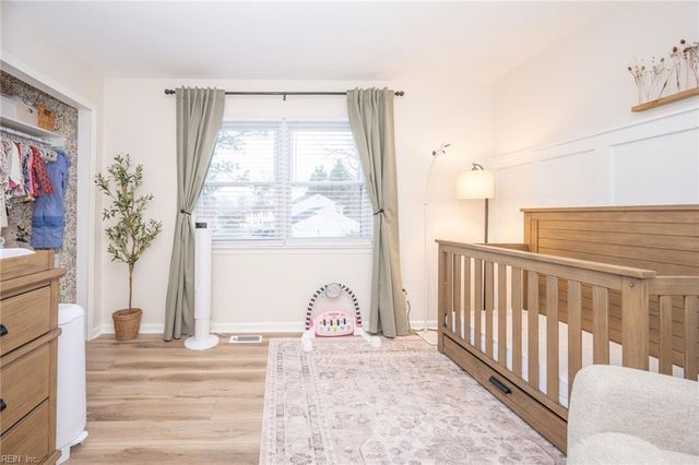 548 Woodlake RD, Virginia Beach, VA 23452