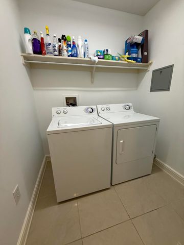 16101 EMERALD ESTATES Drive 153, Weston, FL 33331