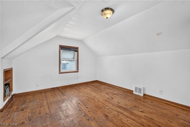 15916 Edgewood Avenue, Maple Heights, OH 44137