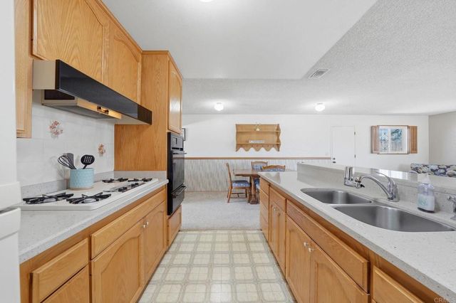 2121 E 4Th Street, National City, CA 91950