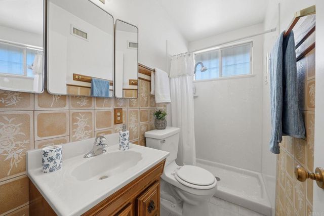 2121 E 4Th Street, National City, CA 91950