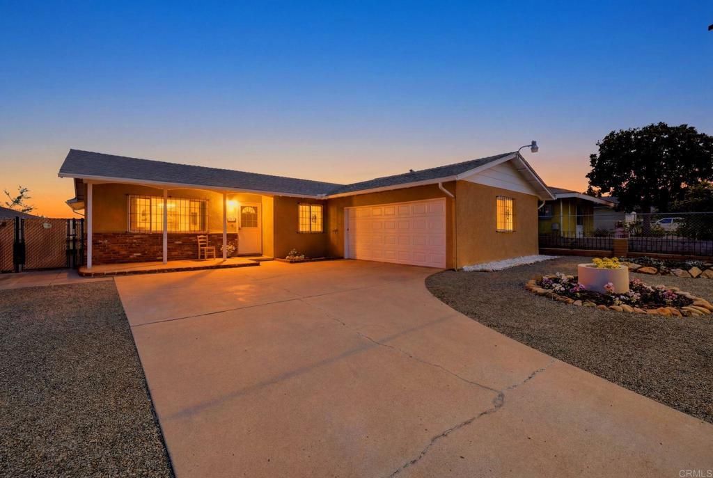 2121 E 4Th Street, National City, CA 91950