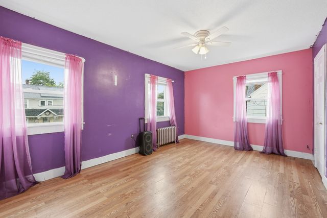 25 Eton Street, Springfield, MA 01108