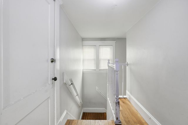 25 Eton Street, Springfield, MA 01108