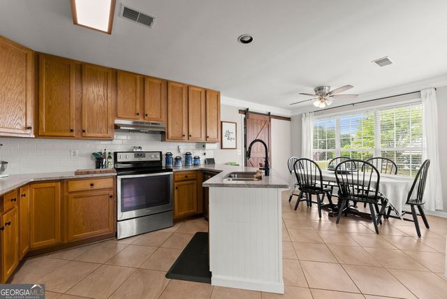 4518 Summerset Drive, Gainesville, GA 30507