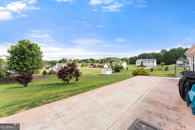 4518 Summerset Drive, Gainesville, GA 30507