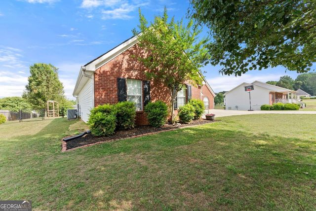 4518 Summerset Drive, Gainesville, GA 30507