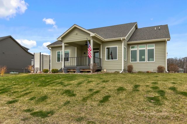 11106 Westport Drive, West Des Moines, IA 50266