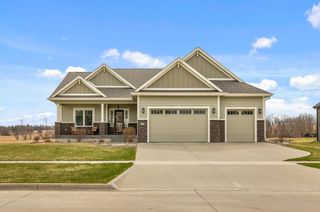 11106 Westport Drive, West Des Moines, IA 50266