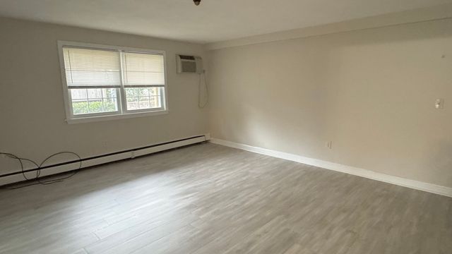23 North Ave 1, Rockland, MA 02370