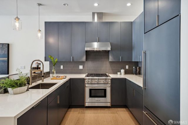 560 De Haro Street, San Francisco, CA 94107