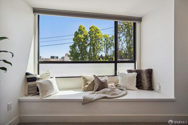 560 De Haro Street, San Francisco, CA 94107