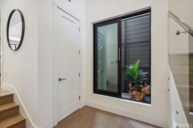 560 De Haro Street, San Francisco, CA 94107