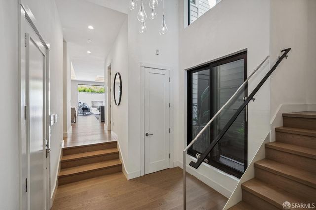 560 De Haro Street, San Francisco, CA 94107