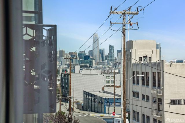 560 De Haro Street, San Francisco, CA 94107