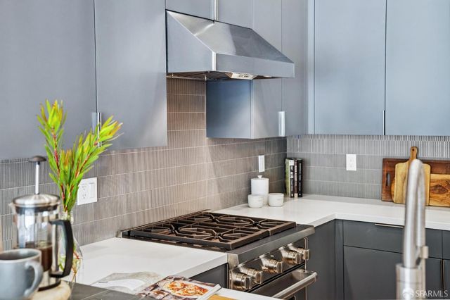 560 De Haro Street, San Francisco, CA 94107