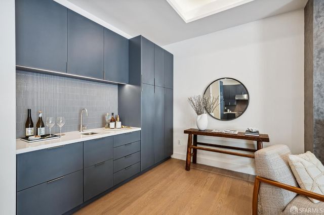 560 De Haro Street, San Francisco, CA 94107