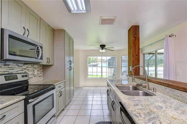 1108 DOCKSIDE DRIVE, Lutz, FL 33559