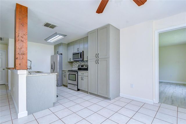1108 DOCKSIDE DRIVE, Lutz, FL 33559