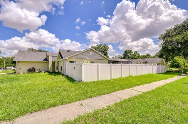 1108 DOCKSIDE DRIVE, Lutz, FL 33559