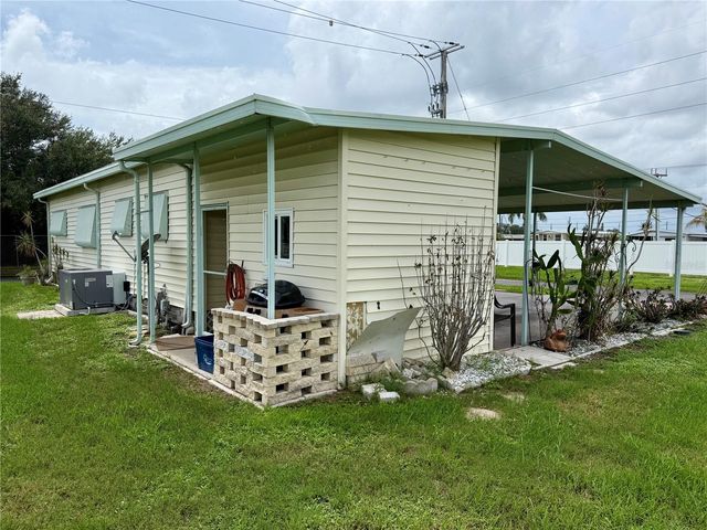 5301 ALGERIA COURT, Bradenton, FL 34207