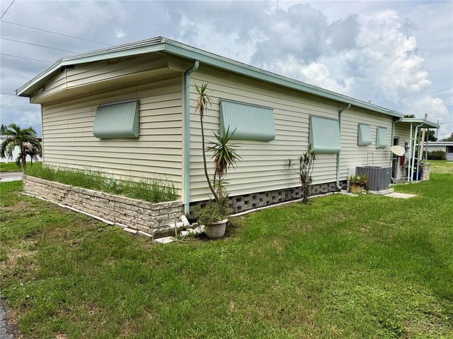 5301 ALGERIA COURT, Bradenton, FL 34207