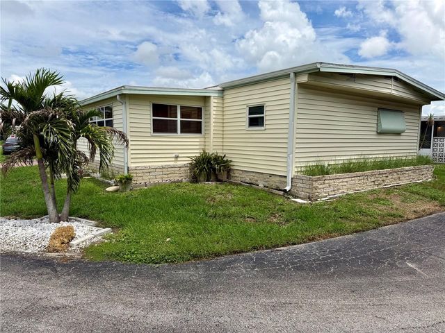 5301 ALGERIA COURT, Bradenton, FL 34207