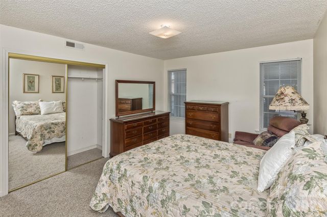 3305 Idle Hour Drive, Asheville, NC 28806